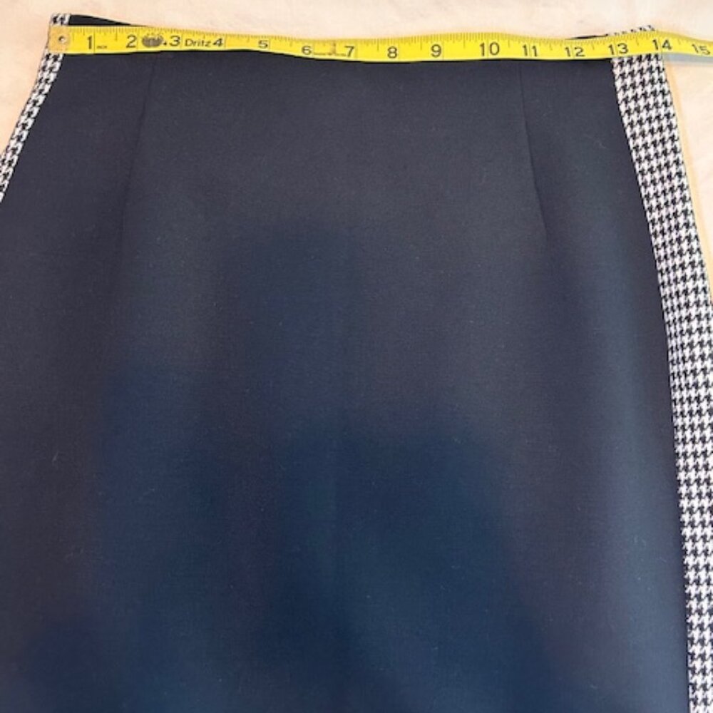Escada Sport Black Pencil Skirt w Herringbone Side Trim *See Measurements* Small - Picture 10 of 13